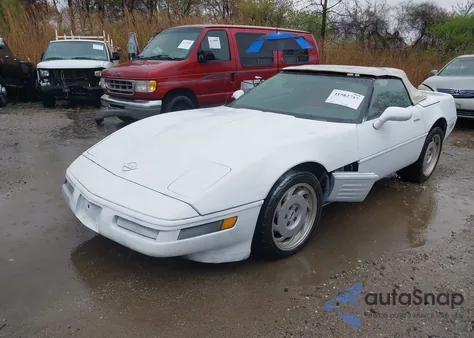 1991 Chevrolet Corvette z USA, uszkodzony, nr VIN 1G1YY3386M5103245